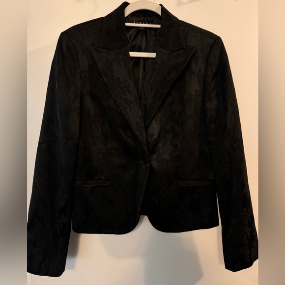 Sisley Pant Suit with floral embroidered detailing on fabric European size 42/46 - Picture 1 of 9